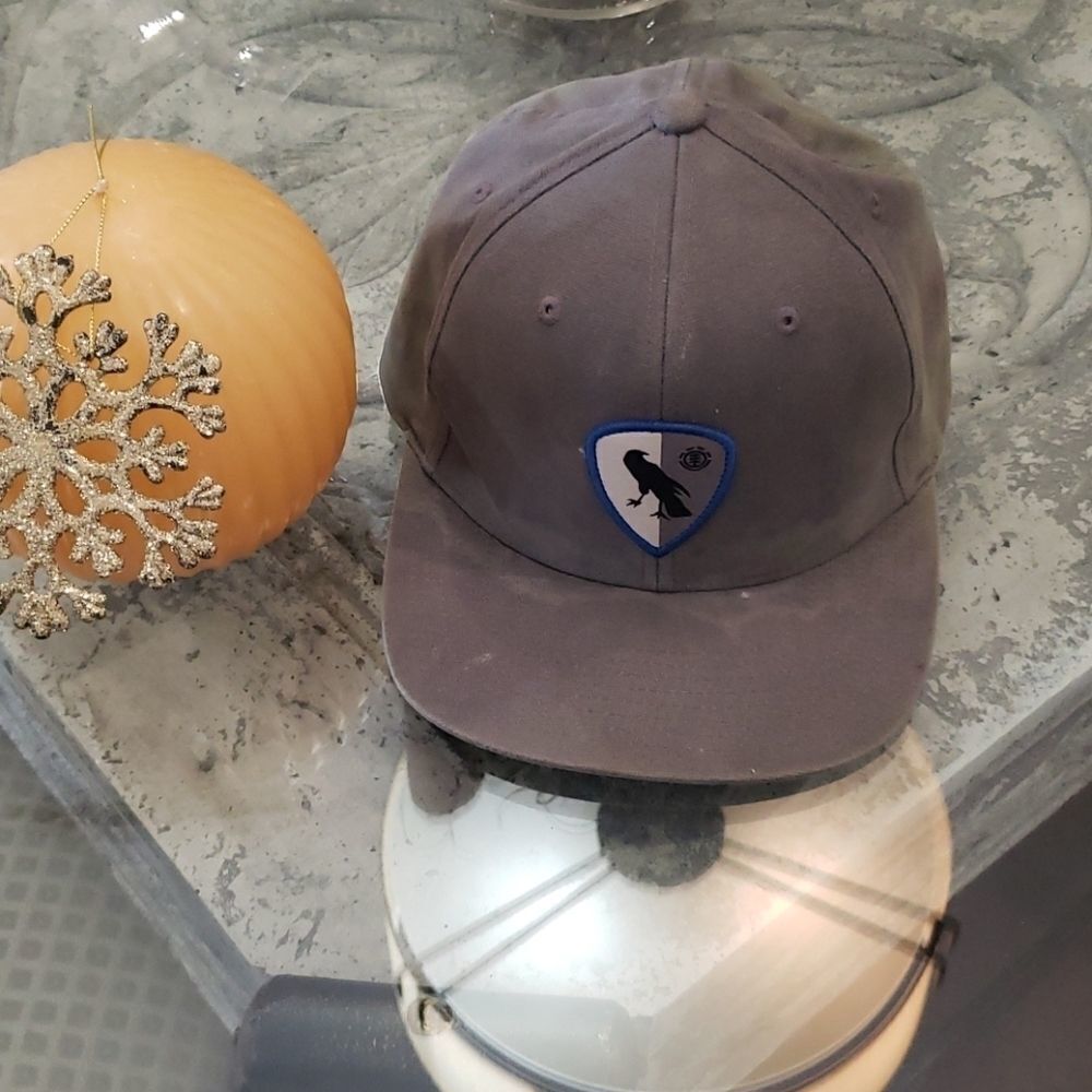 👌 Element Hat